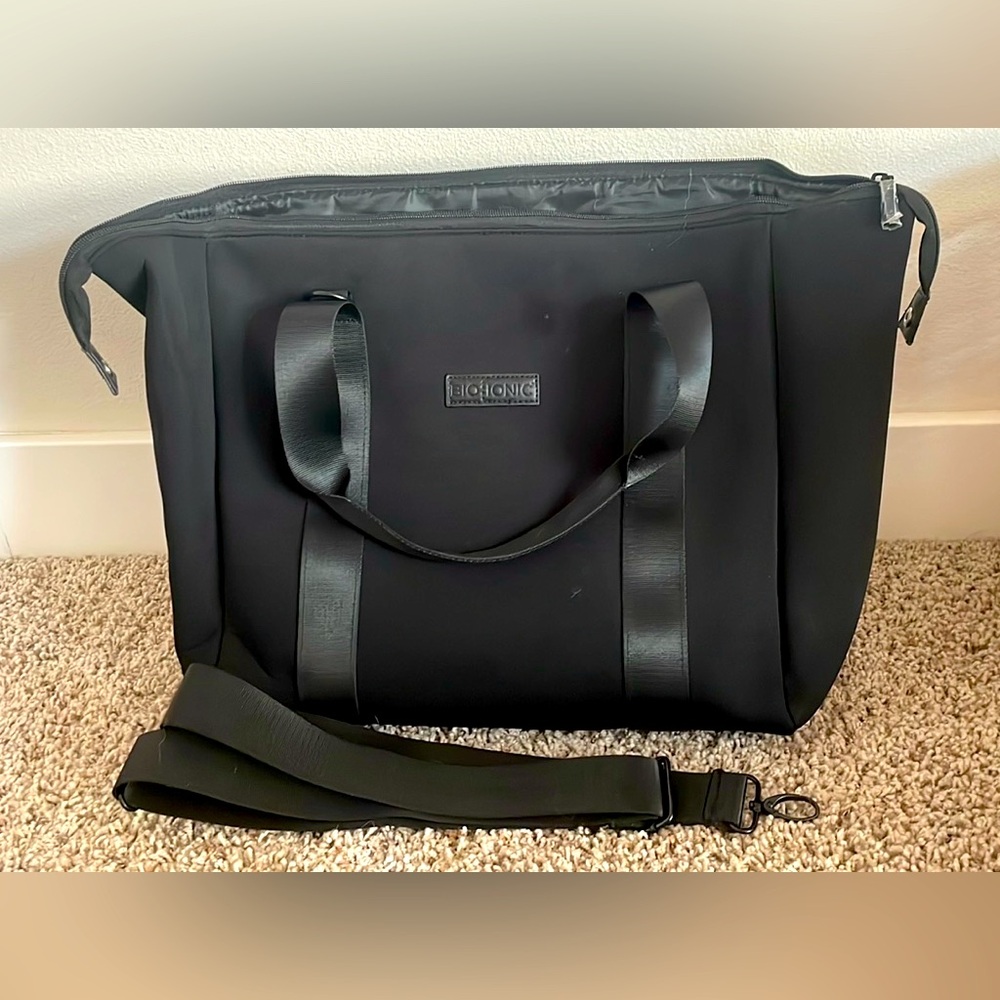 Bio Ionic Large Zippered Tote Bag